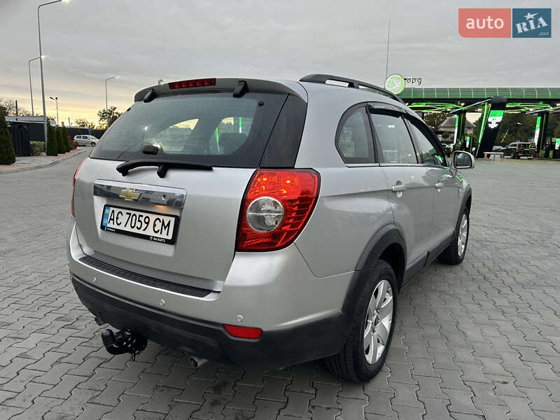 Внедорожник / Кроссовер Chevrolet Captiva 2006 в Луцке