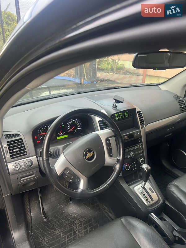 Позашляховик / Кросовер Chevrolet Captiva 2010 в Полтаві фото 7 Позашляховик / Кросовер Chevrolet Captiva 2010 в Полтаві
