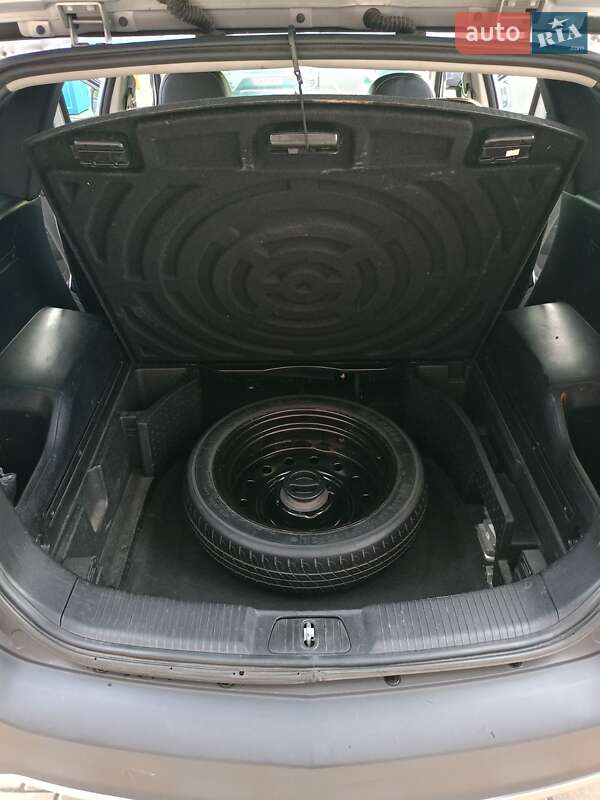 Внедорожник / Кроссовер Chevrolet Captiva 2012 в Черкассах фото 13 Внедорожник / Кроссовер Chevrolet Captiva 2012 в Черкассах