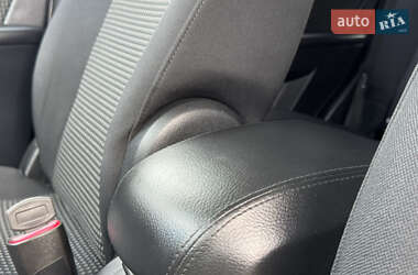 Внедорожник / Кроссовер Chevrolet Captiva 2009 в 