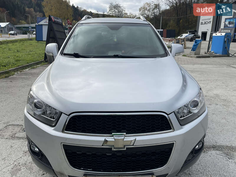 Внедорожник / Кроссовер Chevrolet Captiva 2011 в Чернигове