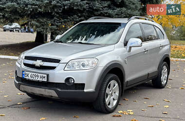 Позашляховик / Кросовер Chevrolet Captiva 2009 в Рівному
