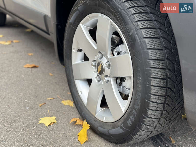 Позашляховик / Кросовер Chevrolet Captiva 2009 в Рівному фото 27 Позашляховик / Кросовер Chevrolet Captiva 2009 в Рівному