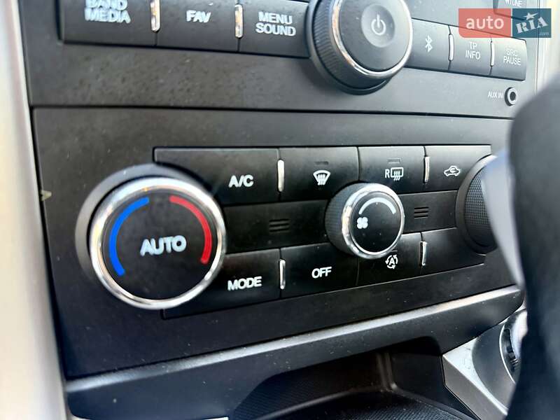 Позашляховик / Кросовер Chevrolet Captiva 2014 в Одесі фото 46 Позашляховик / Кросовер Chevrolet Captiva 2014 в Одесі