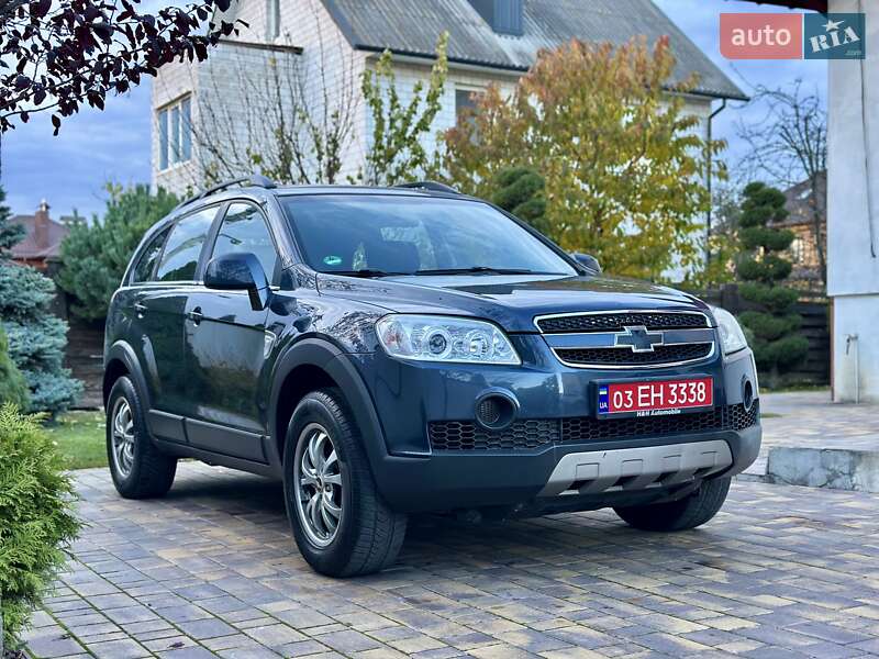 Внедорожник / Кроссовер Chevrolet Captiva 2008 в Виннице фото 4 Внедорожник / Кроссовер Chevrolet Captiva 2008 в Виннице
