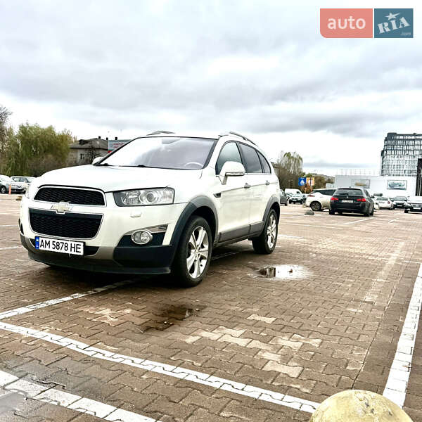 Внедорожник / Кроссовер Chevrolet Captiva 2012 в Житомире фото 2 Внедорожник / Кроссовер Chevrolet Captiva 2012 в Житомире