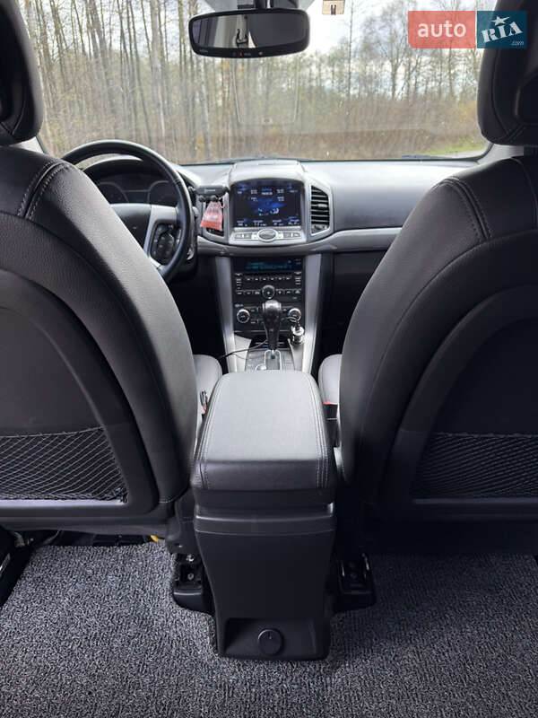Внедорожник / Кроссовер Chevrolet Captiva 2015 в Киеве