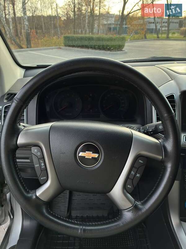 Внедорожник / Кроссовер Chevrolet Captiva 2011 в Ирпене фото 23 Внедорожник / Кроссовер Chevrolet Captiva 2011 в Ирпене
