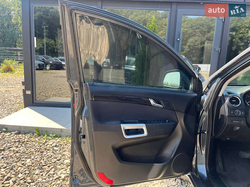 Внедорожник / Кроссовер Chevrolet Captiva 2013 в Львове