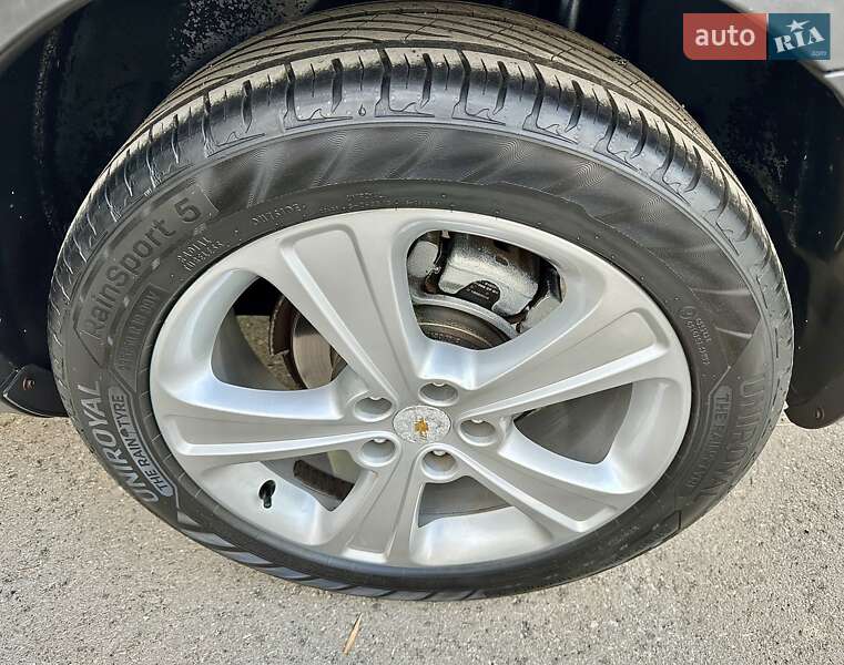 Внедорожник / Кроссовер Chevrolet Captiva 2014 в Бурштыне