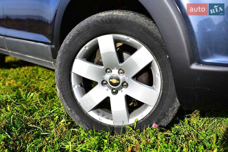 Внедорожник / Кроссовер Chevrolet Captiva 2008 в Вижнице