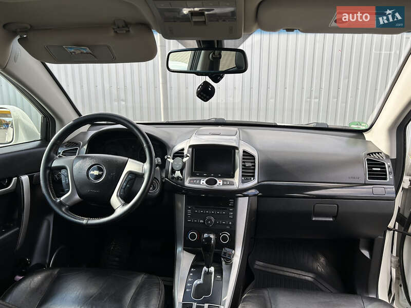 Позашляховик / Кросовер Chevrolet Captiva 2011 в Луцьку фото 11 Позашляховик / Кросовер Chevrolet Captiva 2011 в Луцьку