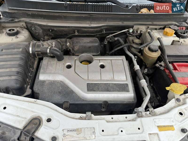 Позашляховик / Кросовер Chevrolet Captiva 2007 в Кременці фото 9 Позашляховик / Кросовер Chevrolet Captiva 2007 в Кременці