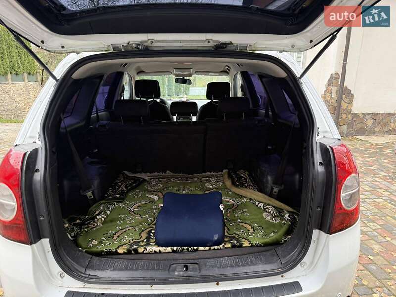 Позашляховик / Кросовер Chevrolet Captiva 2007 в Кременці фото 12 Позашляховик / Кросовер Chevrolet Captiva 2007 в Кременці