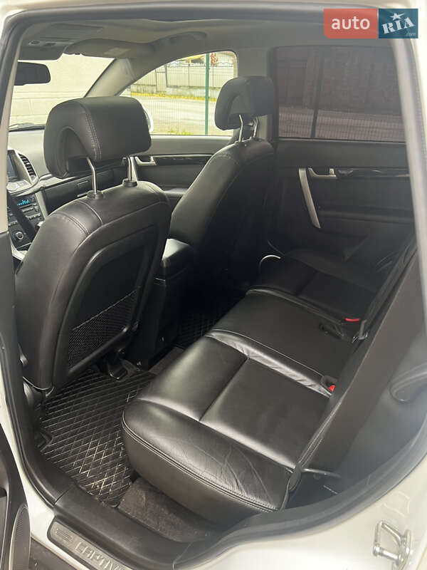 Внедорожник / Кроссовер Chevrolet Captiva 2012 в Чорткове