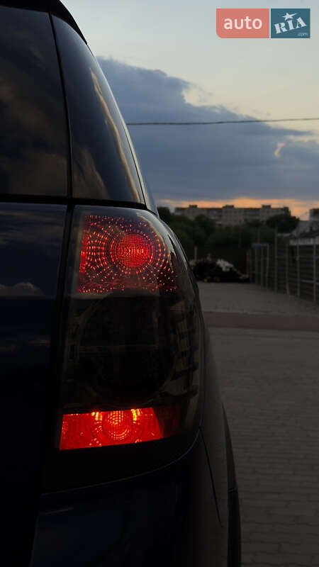 Внедорожник / Кроссовер Chevrolet Captiva 2012 в Стрые