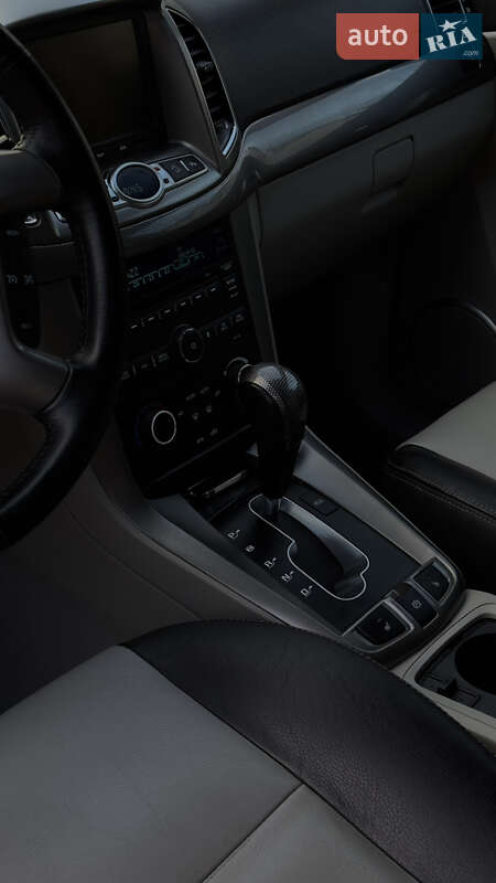 Внедорожник / Кроссовер Chevrolet Captiva 2012 в Стрые