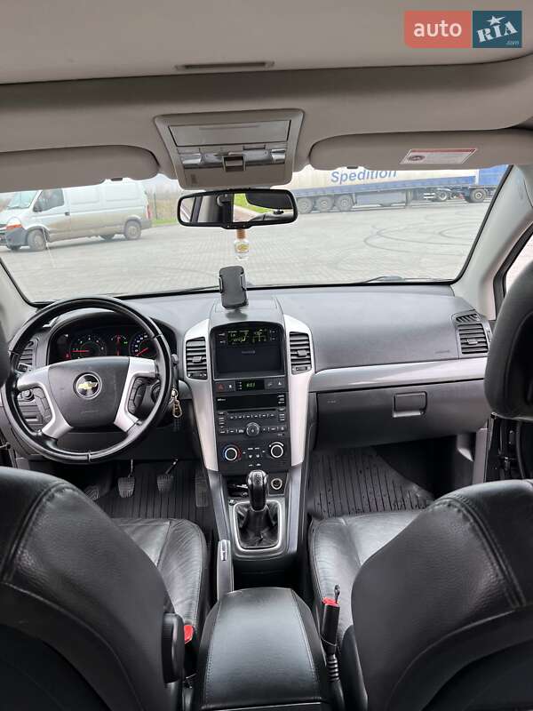 Внедорожник / Кроссовер Chevrolet Captiva 2010 в Днепре