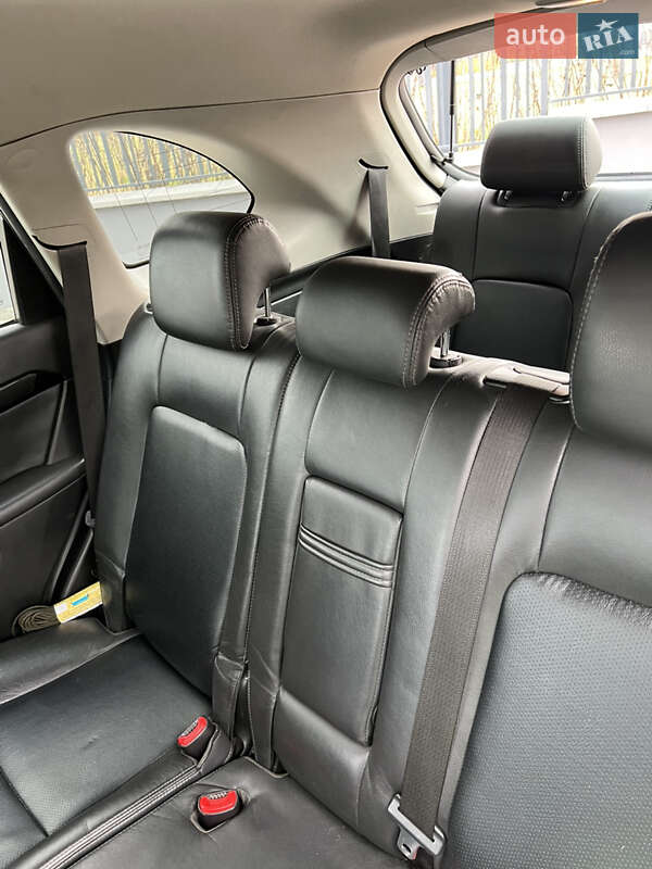 Внедорожник / Кроссовер Chevrolet Captiva 2012 в Киеве