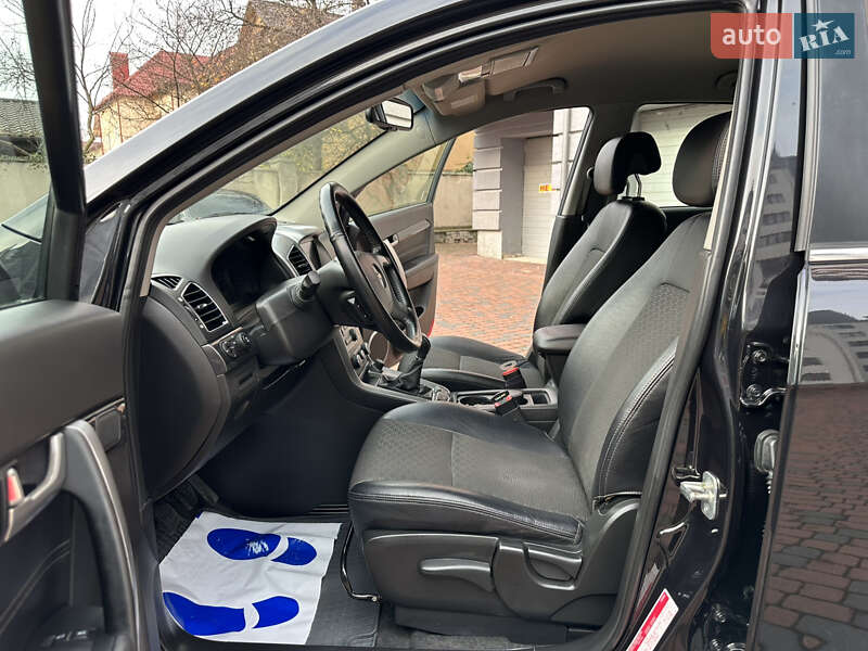 Позашляховик / Кросовер Chevrolet Captiva 2013 в Івано-Франківську