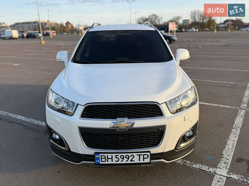 Позашляховик / Кросовер Chevrolet Captiva 2015 в Одесі