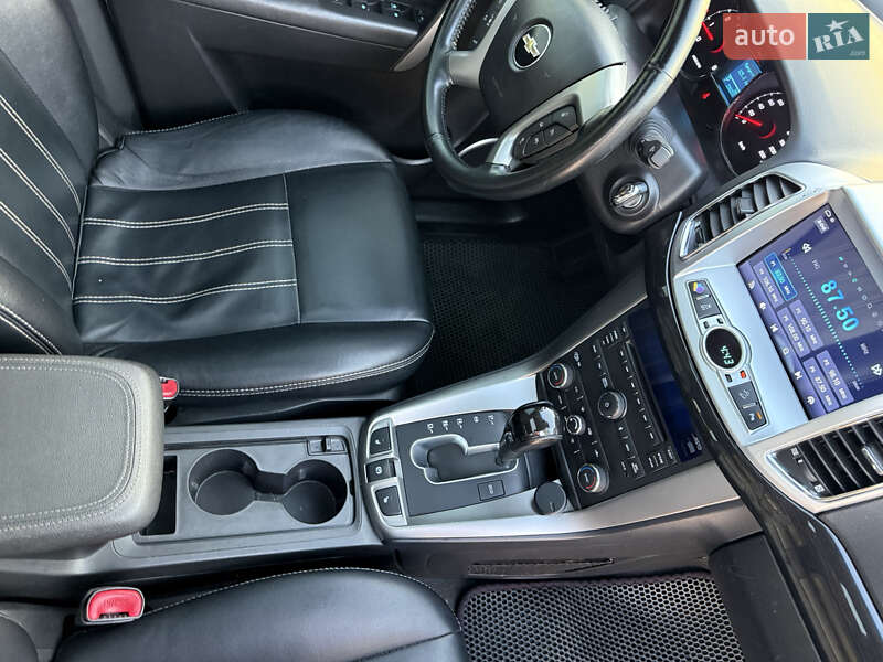 Позашляховик / Кросовер Chevrolet Captiva 2015 в Одесі