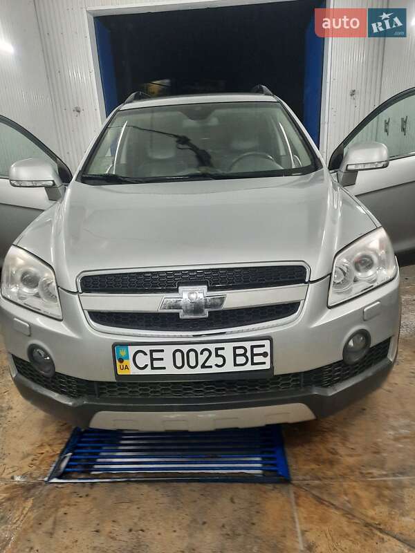 Внедорожник / Кроссовер Chevrolet Captiva 2008 в Черновцах