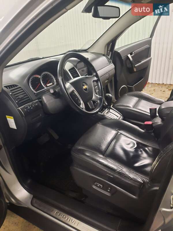 Внедорожник / Кроссовер Chevrolet Captiva 2008 в Черновцах