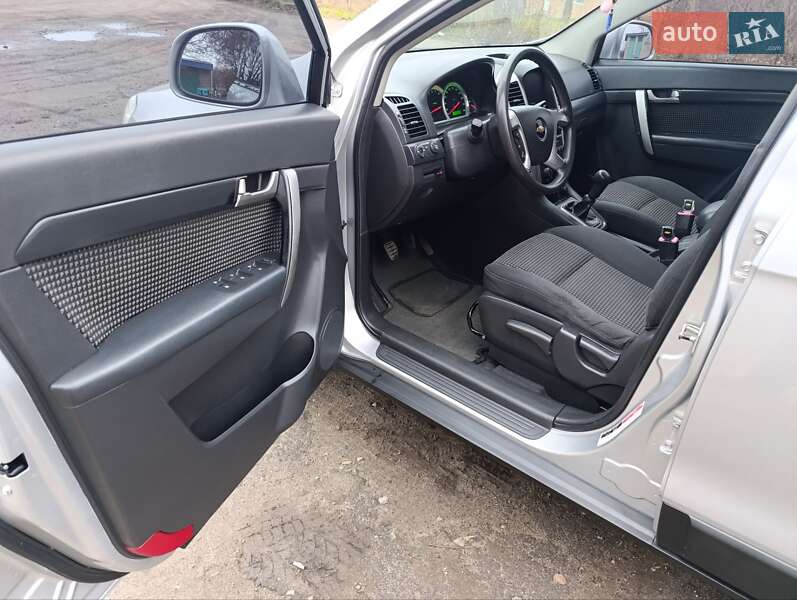 Позашляховик / Кросовер Chevrolet Captiva 2007 в Хмельницькому фото 18 Позашляховик / Кросовер Chevrolet Captiva 2007 в Хмельницькому