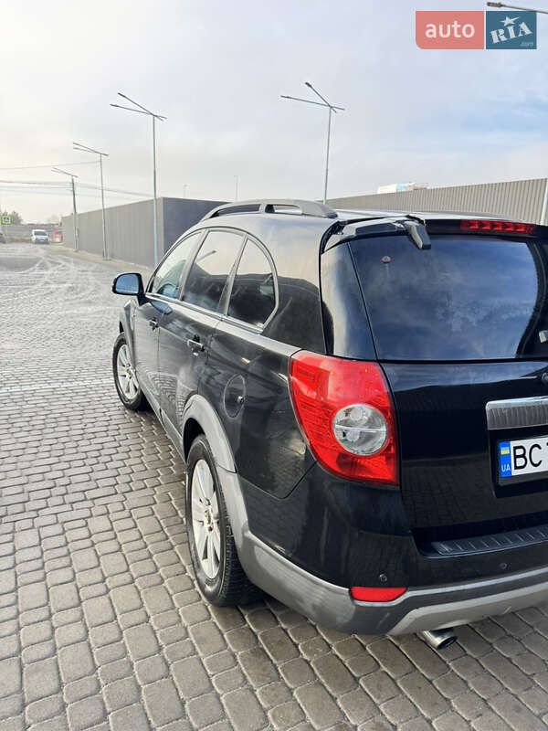 Внедорожник / Кроссовер Chevrolet Captiva 2008 в Львове