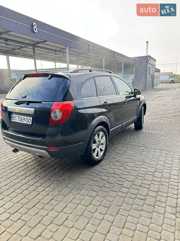 Внедорожник / Кроссовер Chevrolet Captiva 2008 в Львове