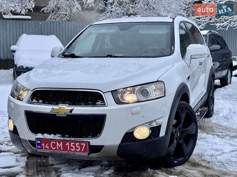 Внедорожник / Кроссовер Chevrolet Captiva 2013 в Стрые