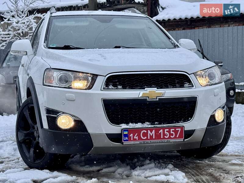 Внедорожник / Кроссовер Chevrolet Captiva 2013 в Стрые