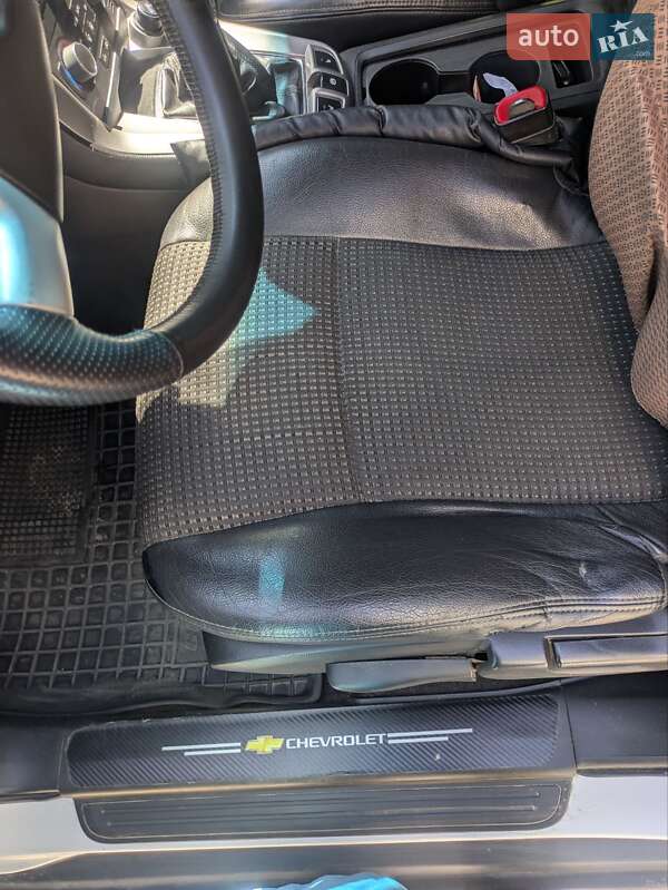 Внедорожник / Кроссовер Chevrolet Captiva 2012 в Ивано-Франковске