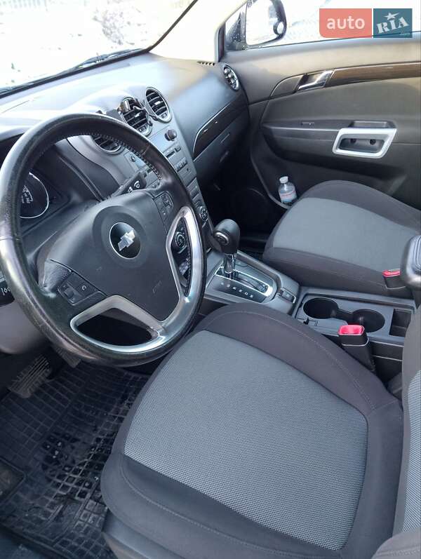 Внедорожник / Кроссовер Chevrolet Captiva 2014 в Львове