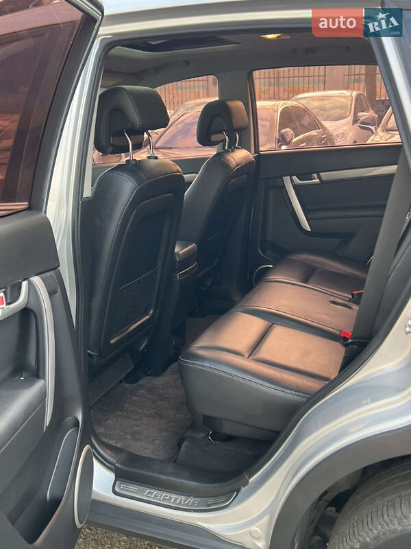 Внедорожник / Кроссовер Chevrolet Captiva 2012 в Одессе