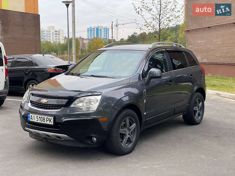 Внедорожник / Кроссовер Chevrolet Captiva 2013 в Чернигове