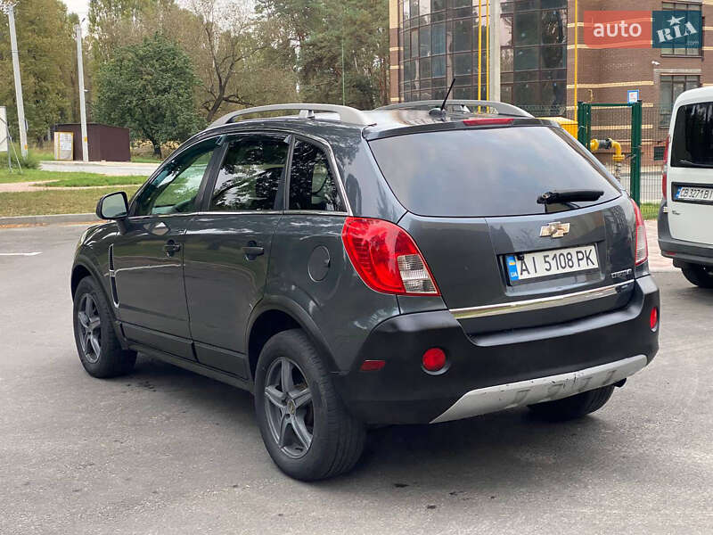 Внедорожник / Кроссовер Chevrolet Captiva 2013 в Чернигове