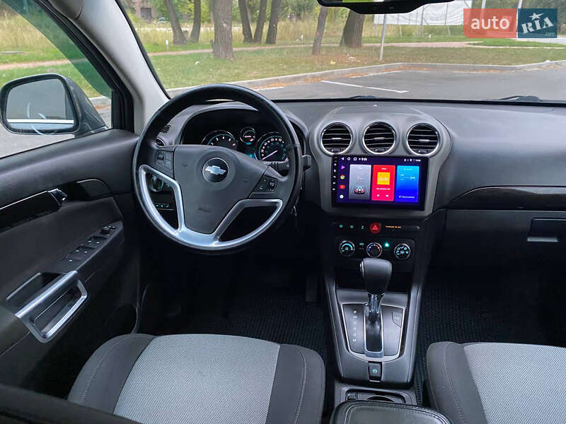 Внедорожник / Кроссовер Chevrolet Captiva 2013 в Чернигове