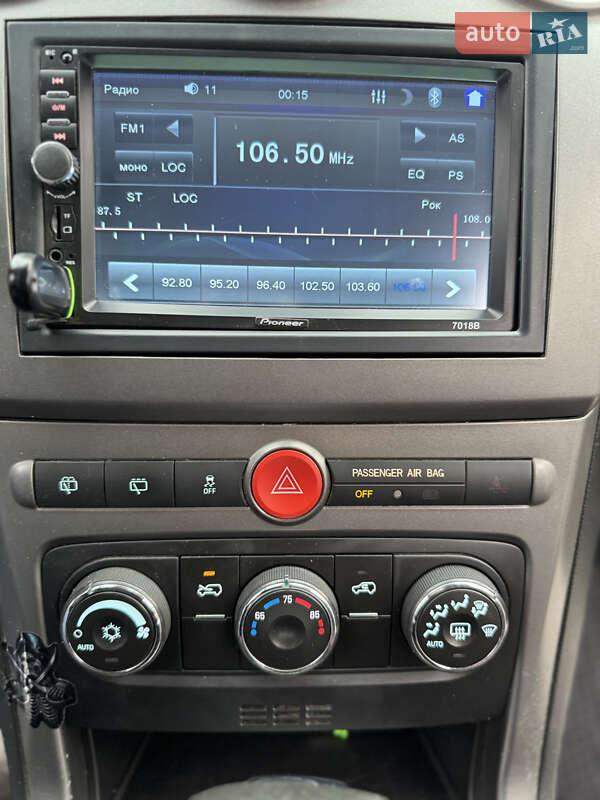 Внедорожник / Кроссовер Chevrolet Captiva 2014 в Киеве