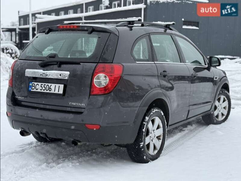 Позашляховик / Кросовер Chevrolet Captiva 2012 в Турці