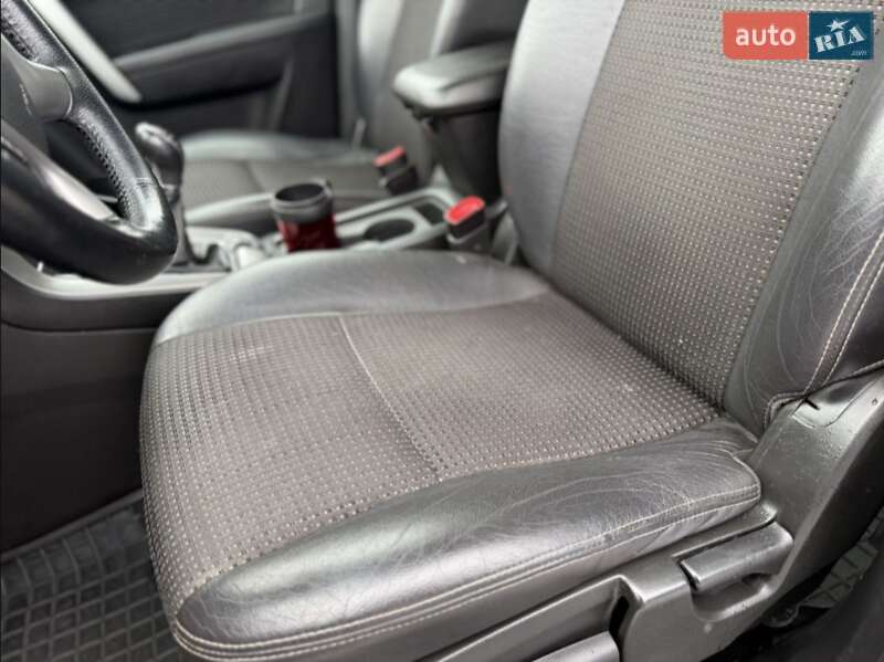 Позашляховик / Кросовер Chevrolet Captiva 2012 в Турці