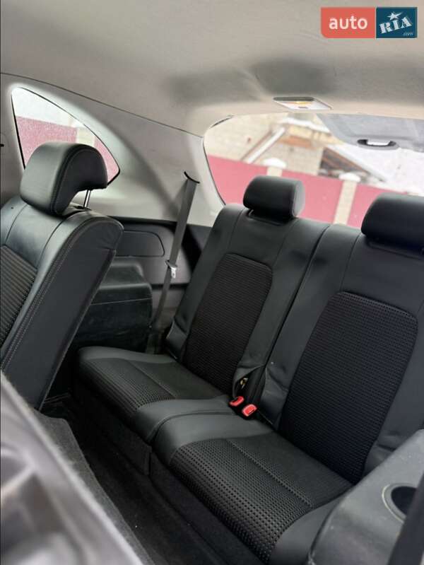 Позашляховик / Кросовер Chevrolet Captiva 2012 в Турці