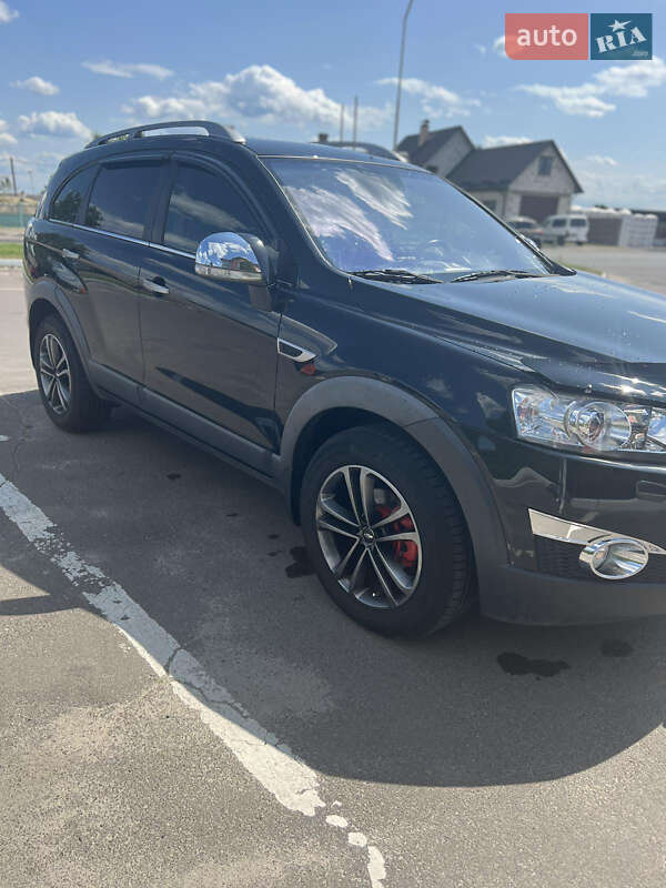 Внедорожник / Кроссовер Chevrolet Captiva 2011 в Сарнах