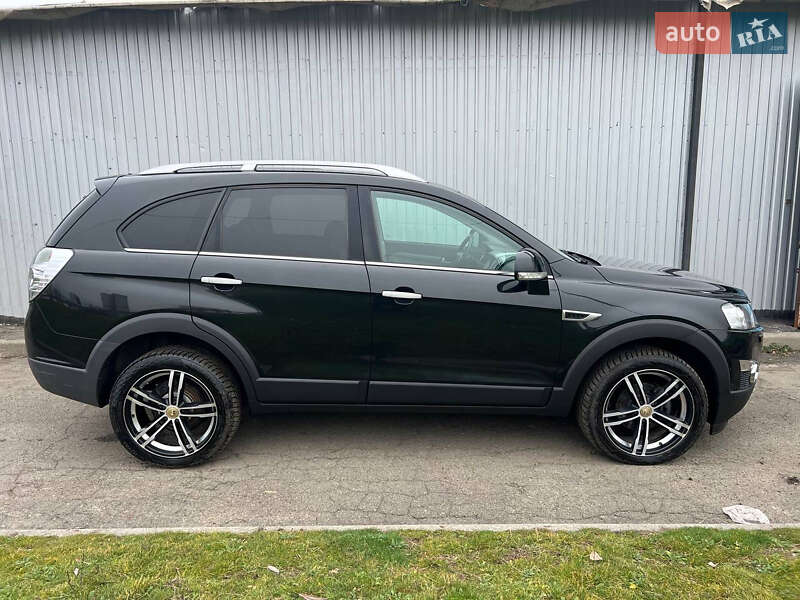 Внедорожник / Кроссовер Chevrolet Captiva 2011 в Киеве