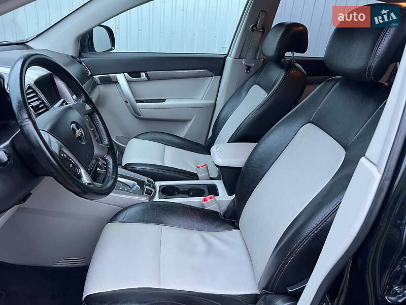 Внедорожник / Кроссовер Chevrolet Captiva 2011 в Киеве