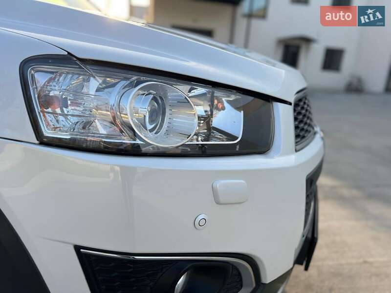 Внедорожник / Кроссовер Chevrolet Captiva 2013 в Луцке