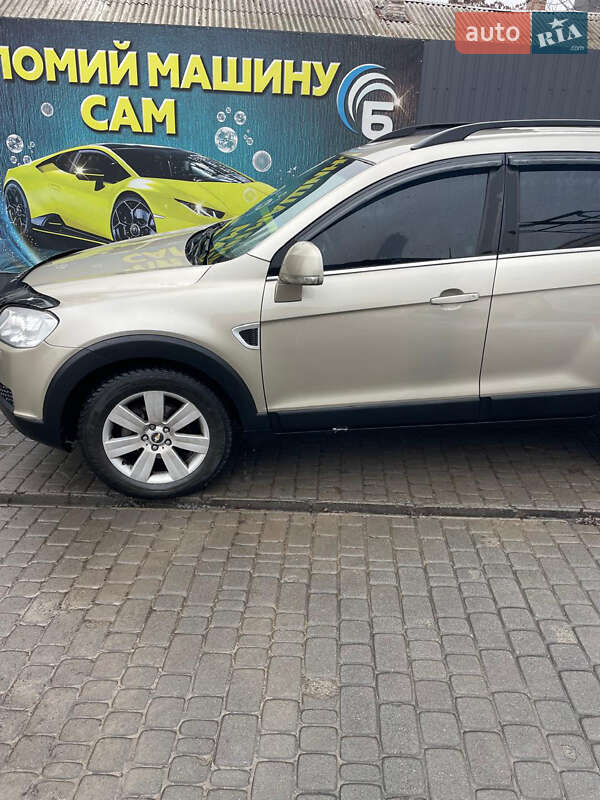 Позашляховик / Кросовер Chevrolet Captiva 2007 в Дніпрі фото 2 Позашляховик / Кросовер Chevrolet Captiva 2007 в Дніпрі