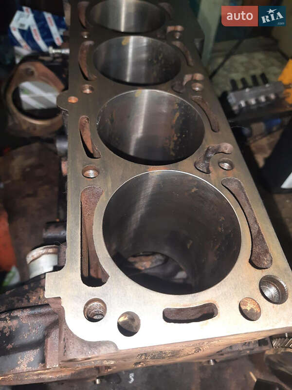 Позашляховик / Кросовер Chevrolet Captiva 2007 в Дніпрі фото 9 Позашляховик / Кросовер Chevrolet Captiva 2007 в Дніпрі