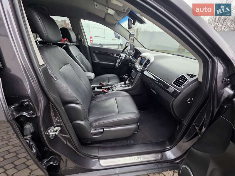 Внедорожник / Кроссовер Chevrolet Captiva 2012 в Ивано-Франковске